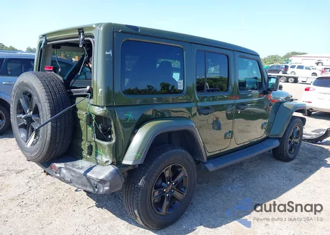 2020 Jeep Wrangler Unlimited Sahara Altitude 4X4 из США, поврежденный, VIN 1C4HJXEM3LW338045